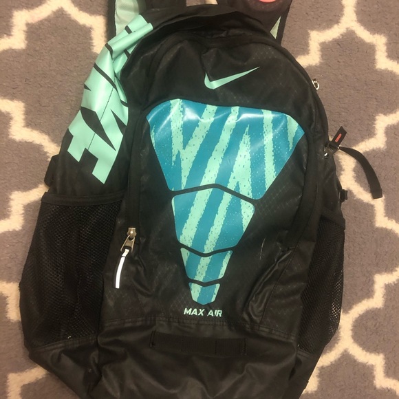 nike max air backpack blue and green